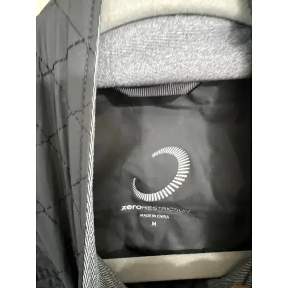 Zero Restriction womens size medium lightweight quilted jacket